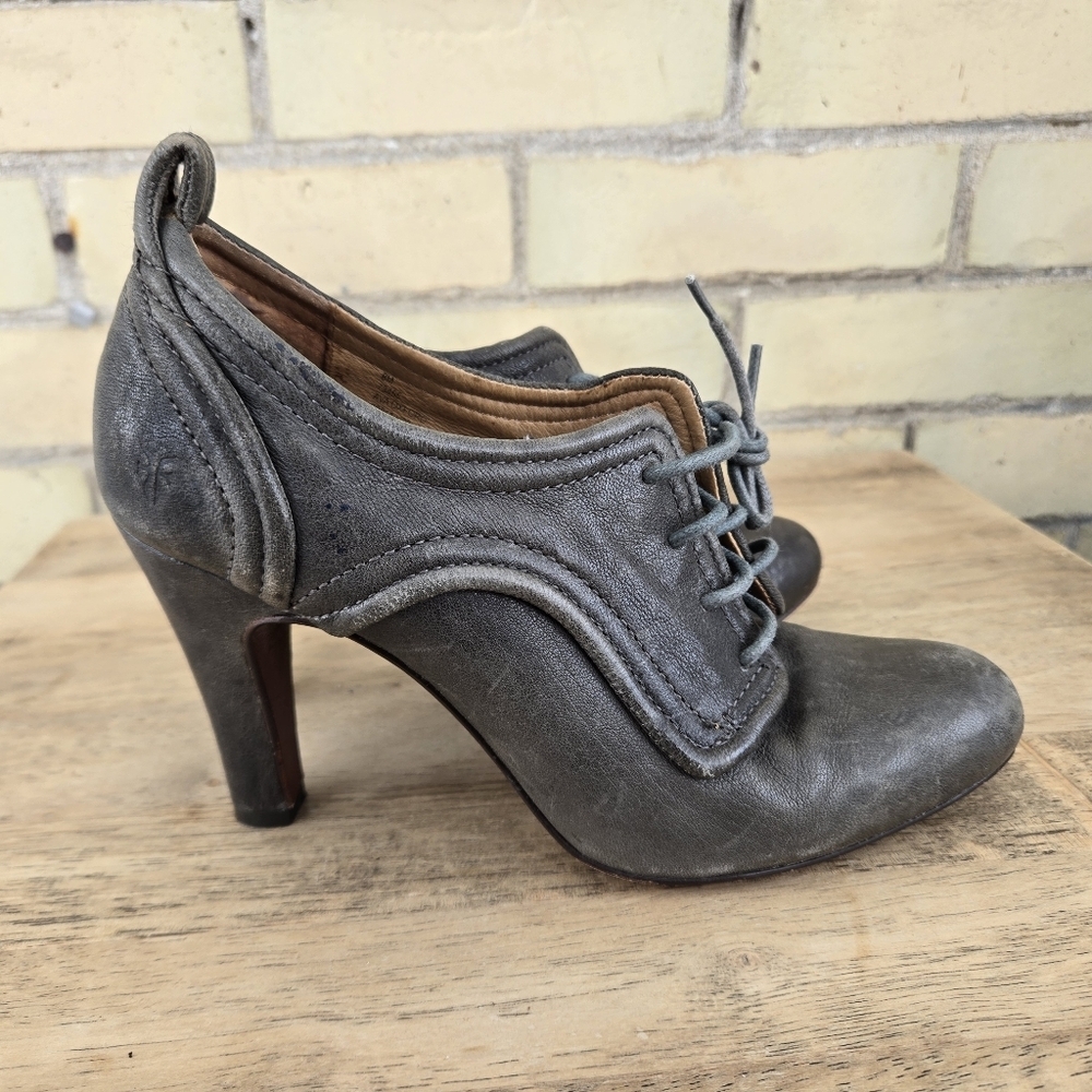 Frye Ava Oxfords